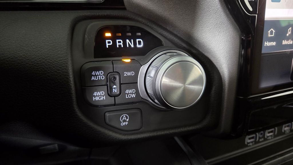 2026 RAM 1500 Laramie - Photo 19