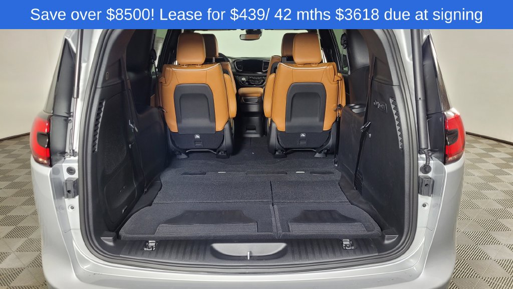 2026 Chrysler Pacifica Pinnacle - Photo 11