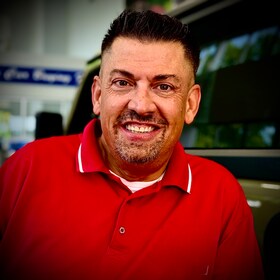 Staff member Tommy Harthausen from ID_b37720