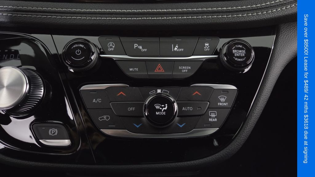 2026 Chrysler Pacifica Select - Photo 25