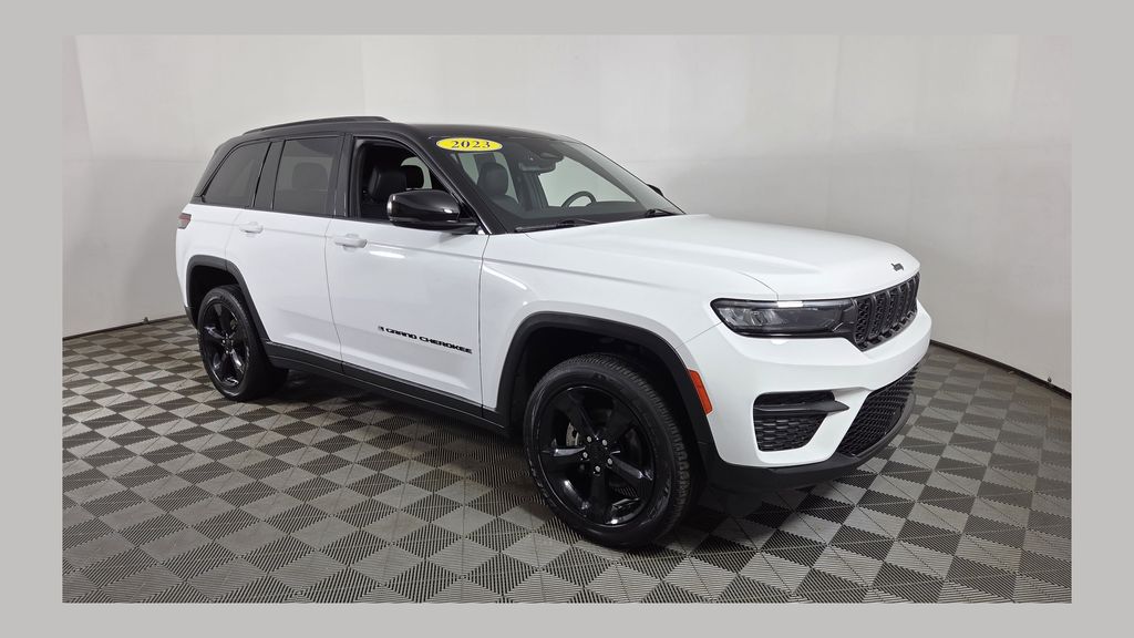 2023 Jeep Grand Cherokee SUV 