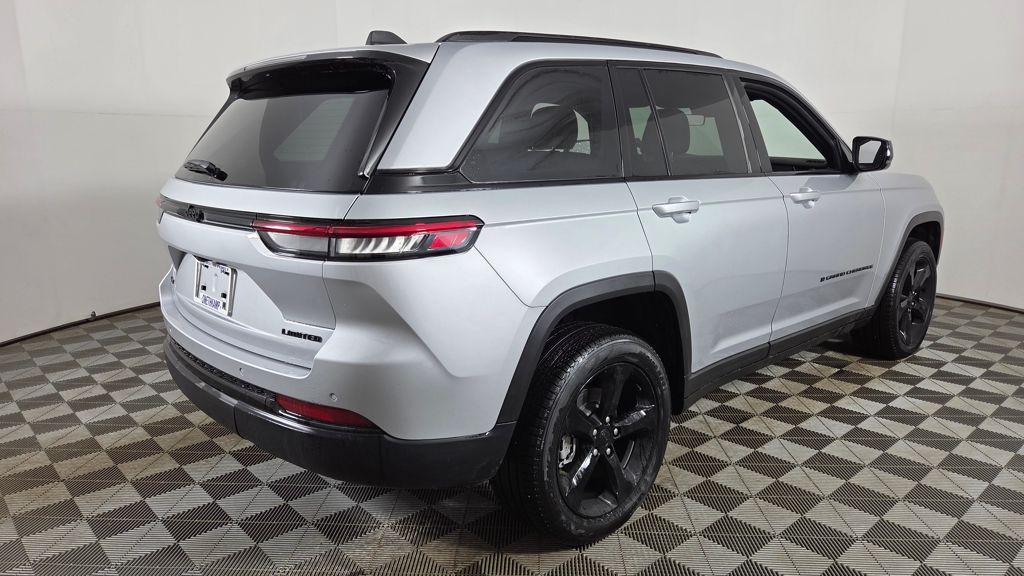 2025 Jeep Grand Cherokee Limited - Photo 9