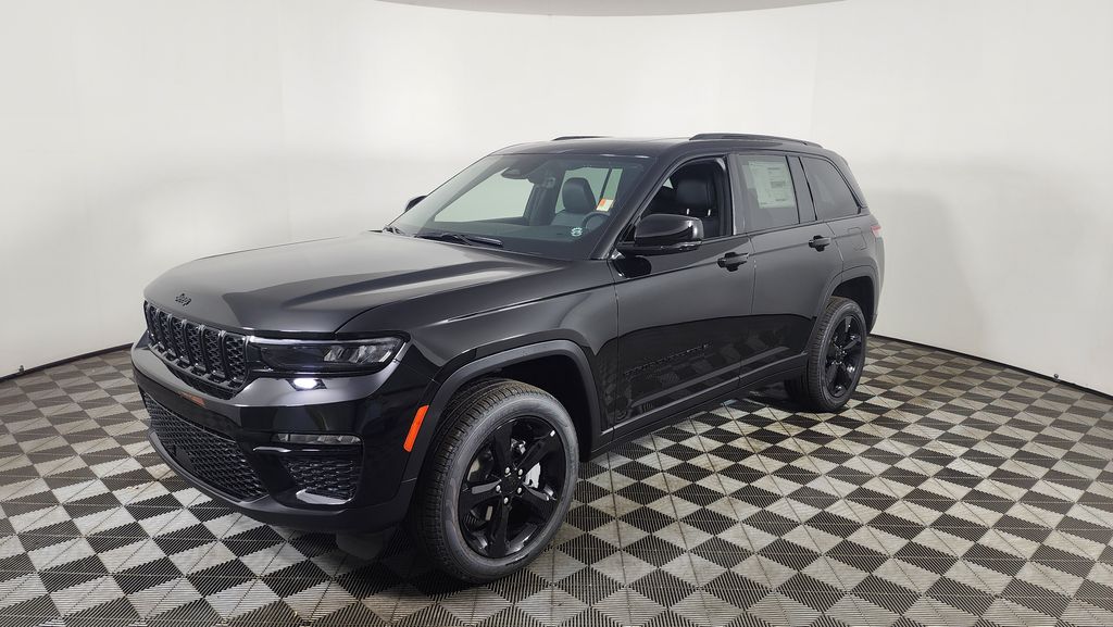 2025 Jeep Grand Cherokee Limited photo 3