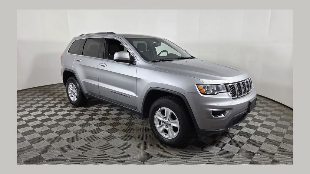 2017 Jeep Grand Cherokee Laredo E 4WD's photo