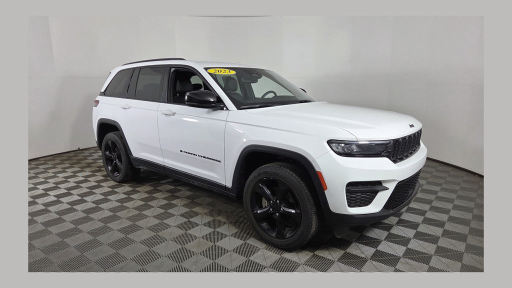 2023 Jeep Grand Cherokee SUV 