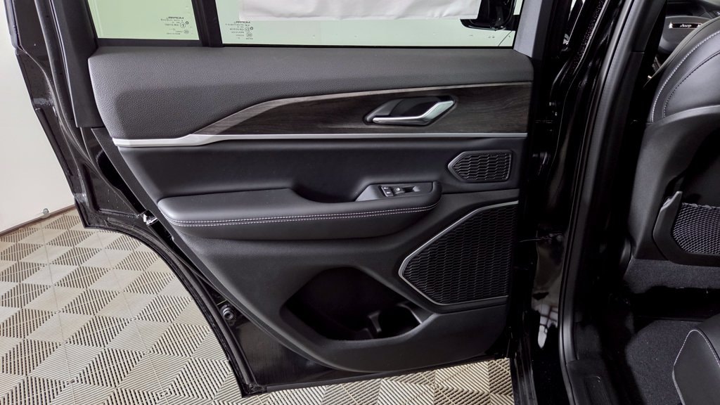 2026 Jeep Grand Cherokee Limited - Photo 29