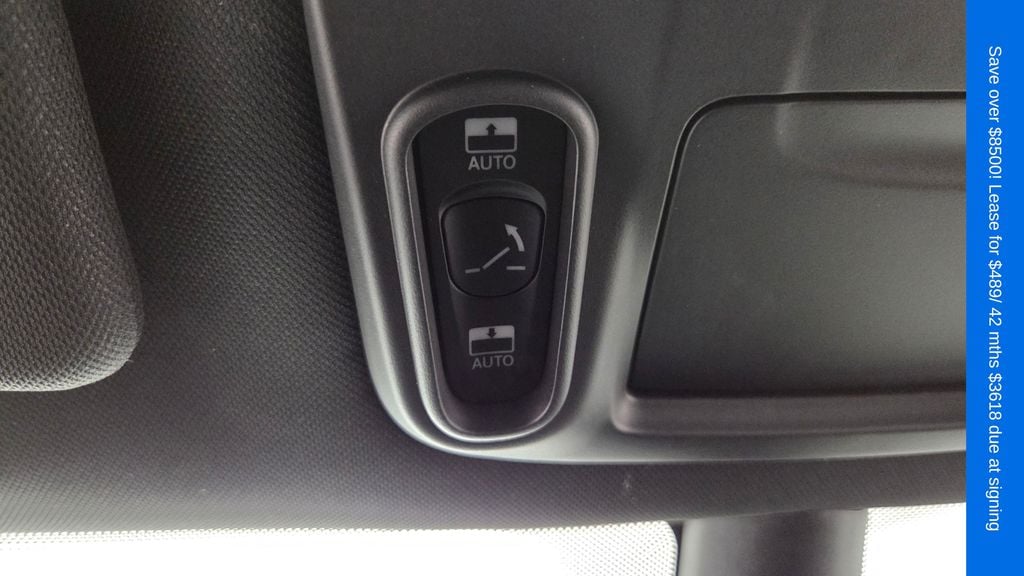 2026 Chrysler Pacifica Select - Photo 28