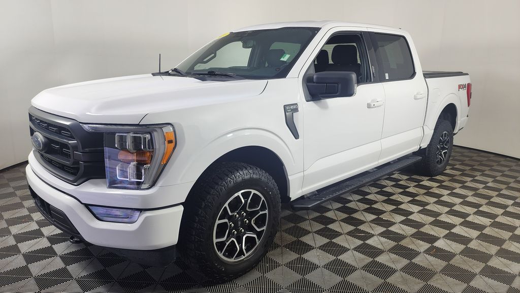 2021 Ford F-150 XLT photo 3