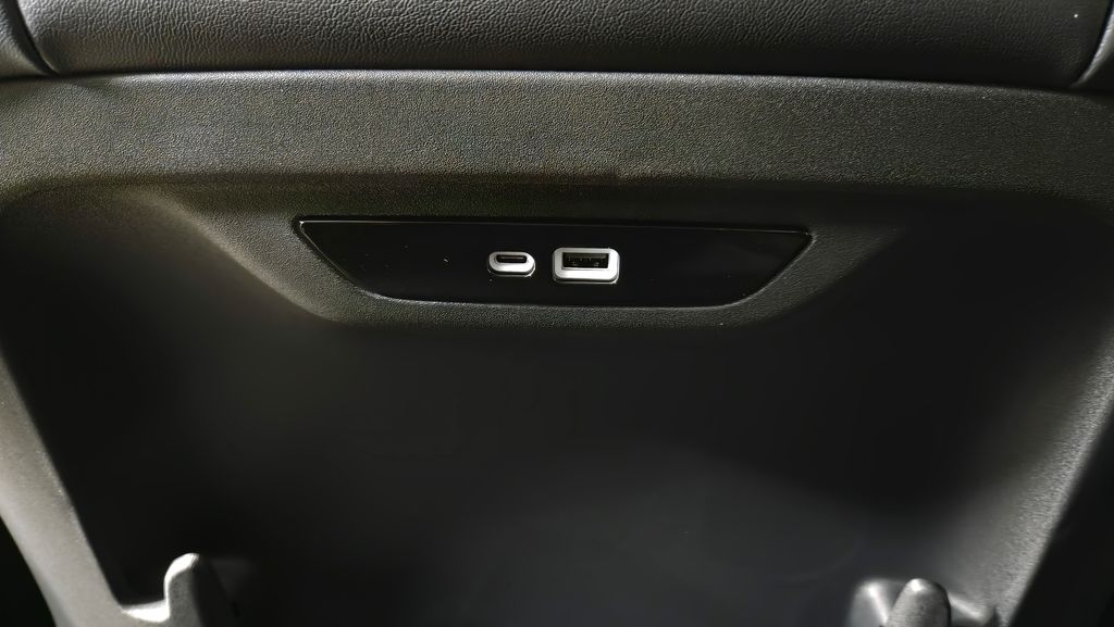2026 Chrysler Pacifica Select - Photo 31