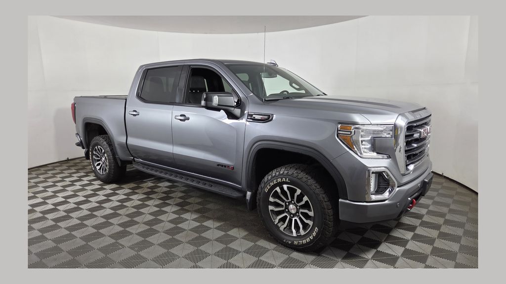 2022 GMC Sierra AT4 4WD Crew Cab Short Box's photo