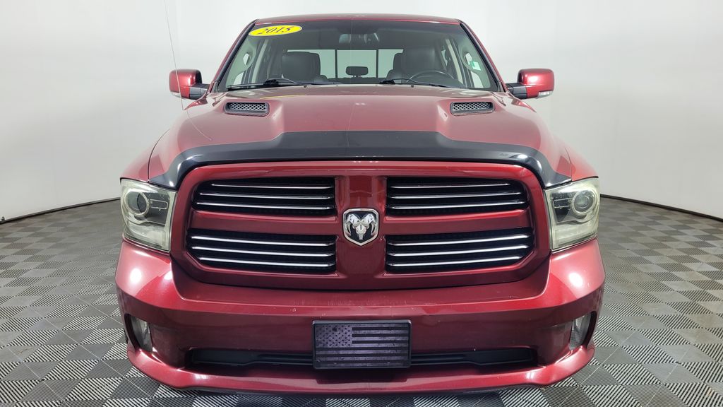 2015 Ram 1500 Sport photo 2