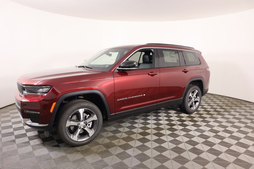 2025 Jeep Grand Cherokee Limited photo 3