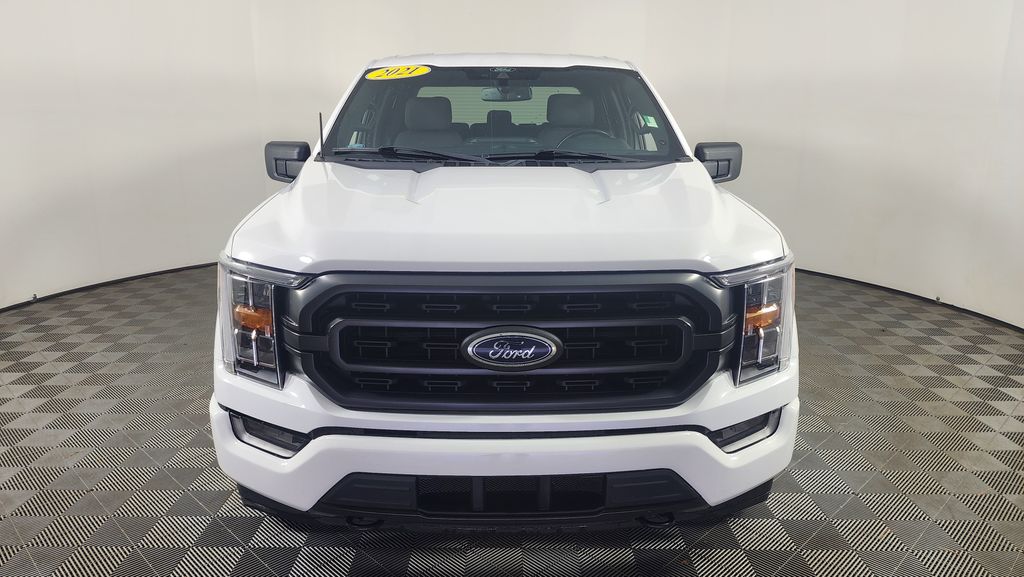 2021 Ford F-150 XLT photo 2