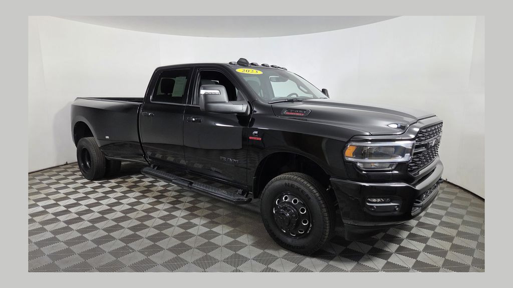 2023 RAM 3500 Big Horn 4X4 Crew Cab LWB's photo