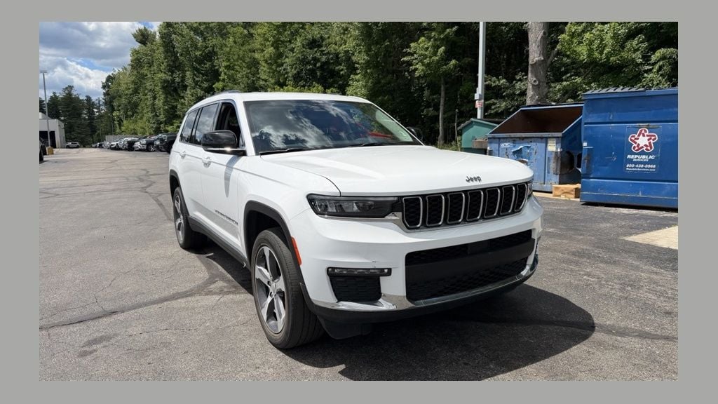 2023 Jeep Grand Cherokee L SUV 