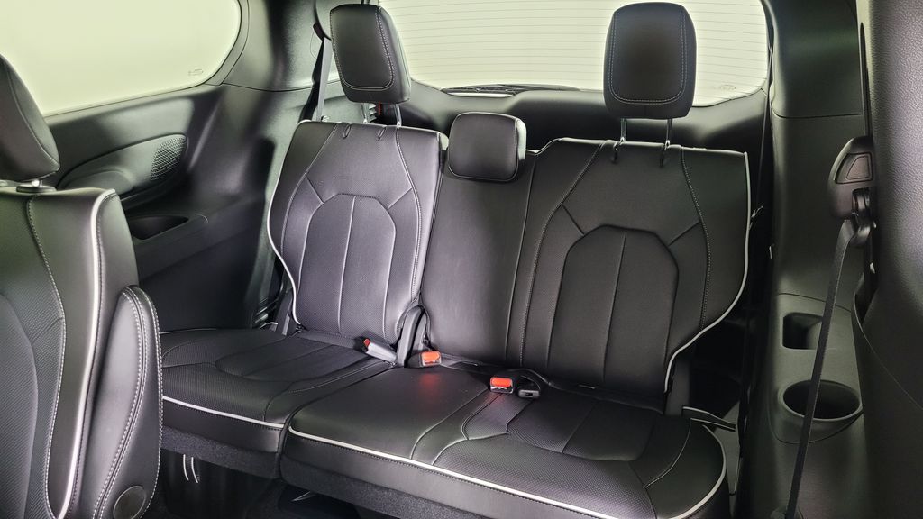 2026 Chrysler Pacifica Limited - Photo 31