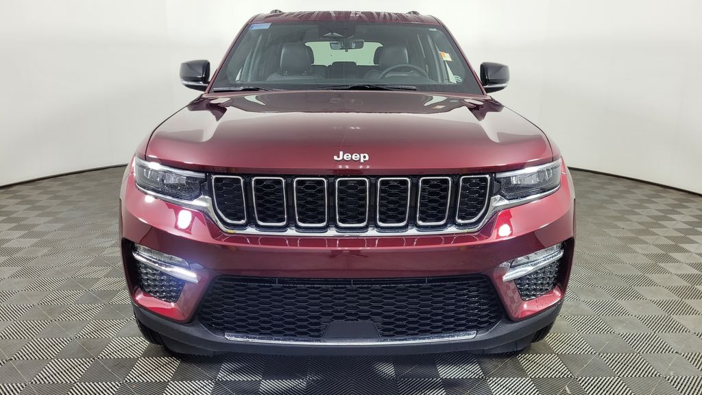 2025 Jeep Grand Cherokee Limited photo 2