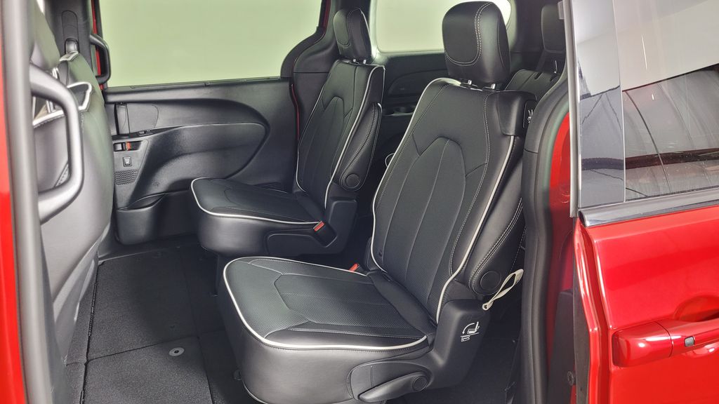 2026 Chrysler Pacifica Limited - Photo 29