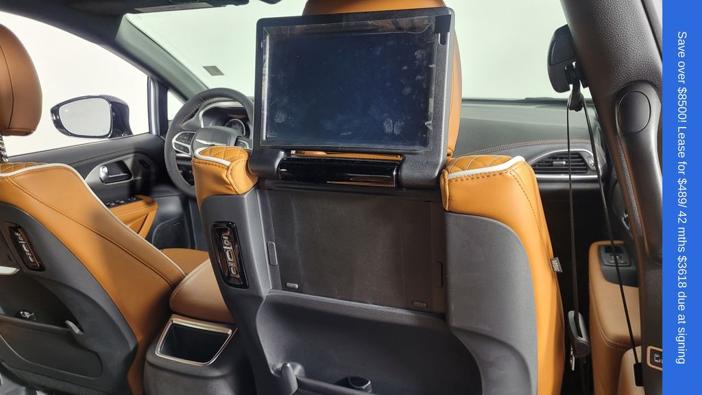 2026 Chrysler Pacifica Pinnacle - Photo 37