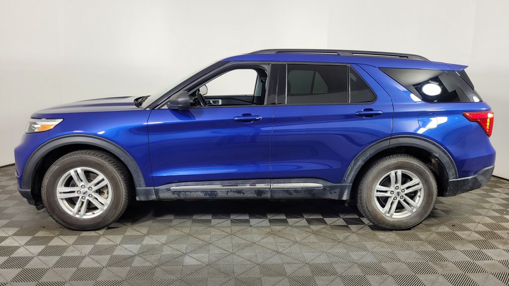 2021 Ford Explorer XLT photo 4