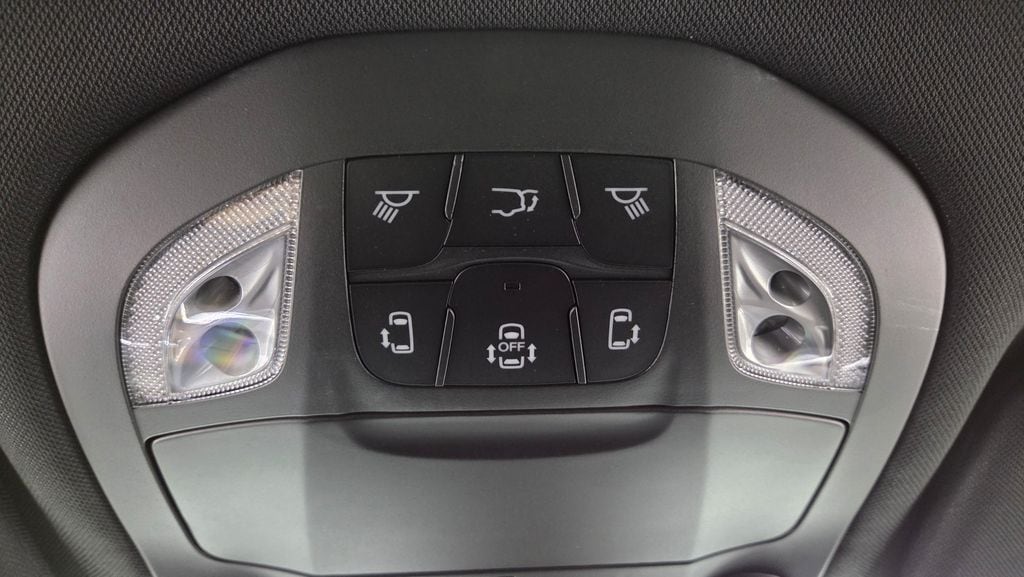 2026 Chrysler Pacifica Select - Photo 29