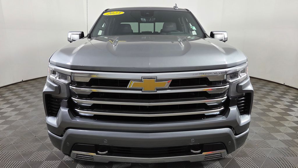 2023 Chevrolet Silverado 1500 High Country photo 2
