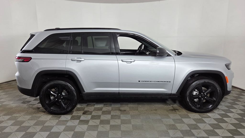 2025 Jeep Grand Cherokee Limited - Photo 10
