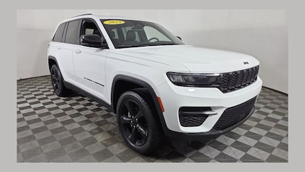 2023 Jeep Grand Cherokee Altitude SUV