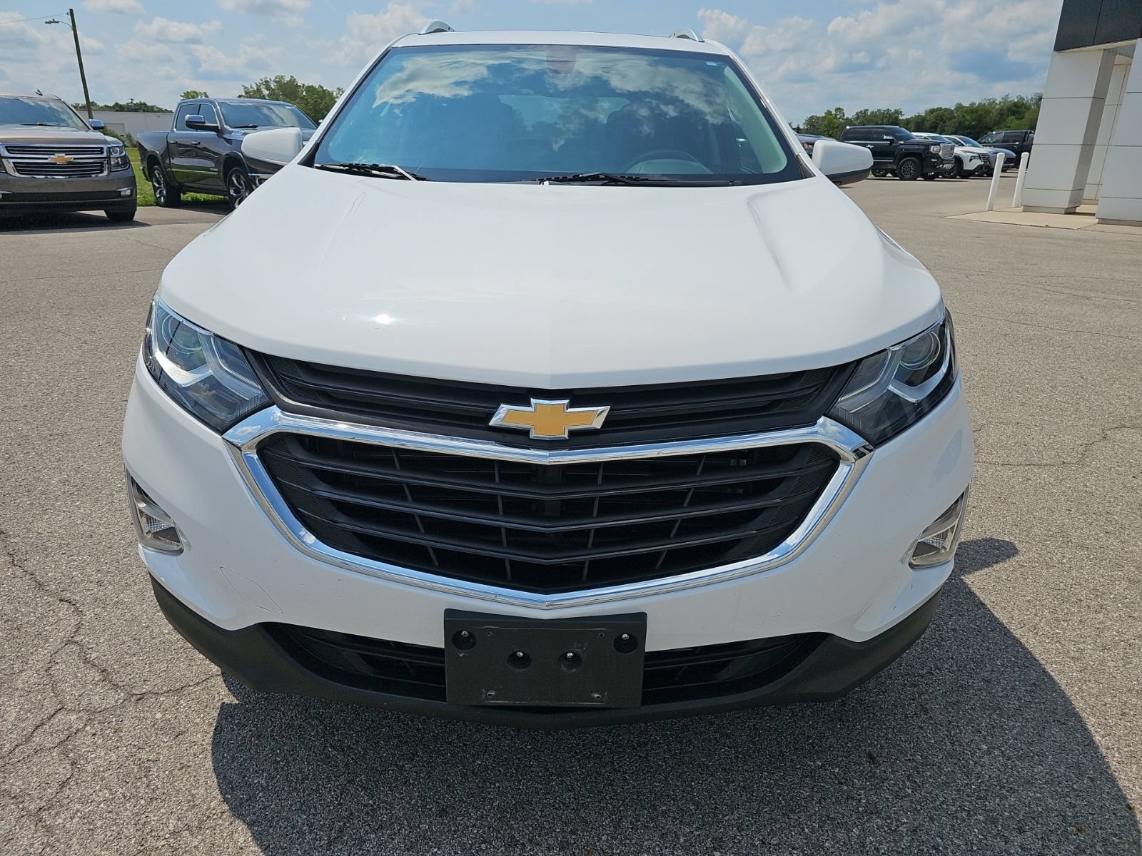 Used 2019 Chevrolet Equinox LT with VIN 2GNAXKEV2K6232679 for sale in Napoleon, OH