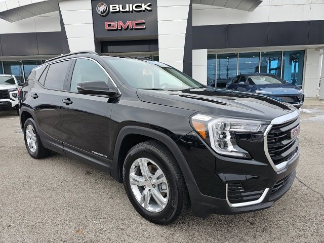 2022 GMC Terrain SLE's photo