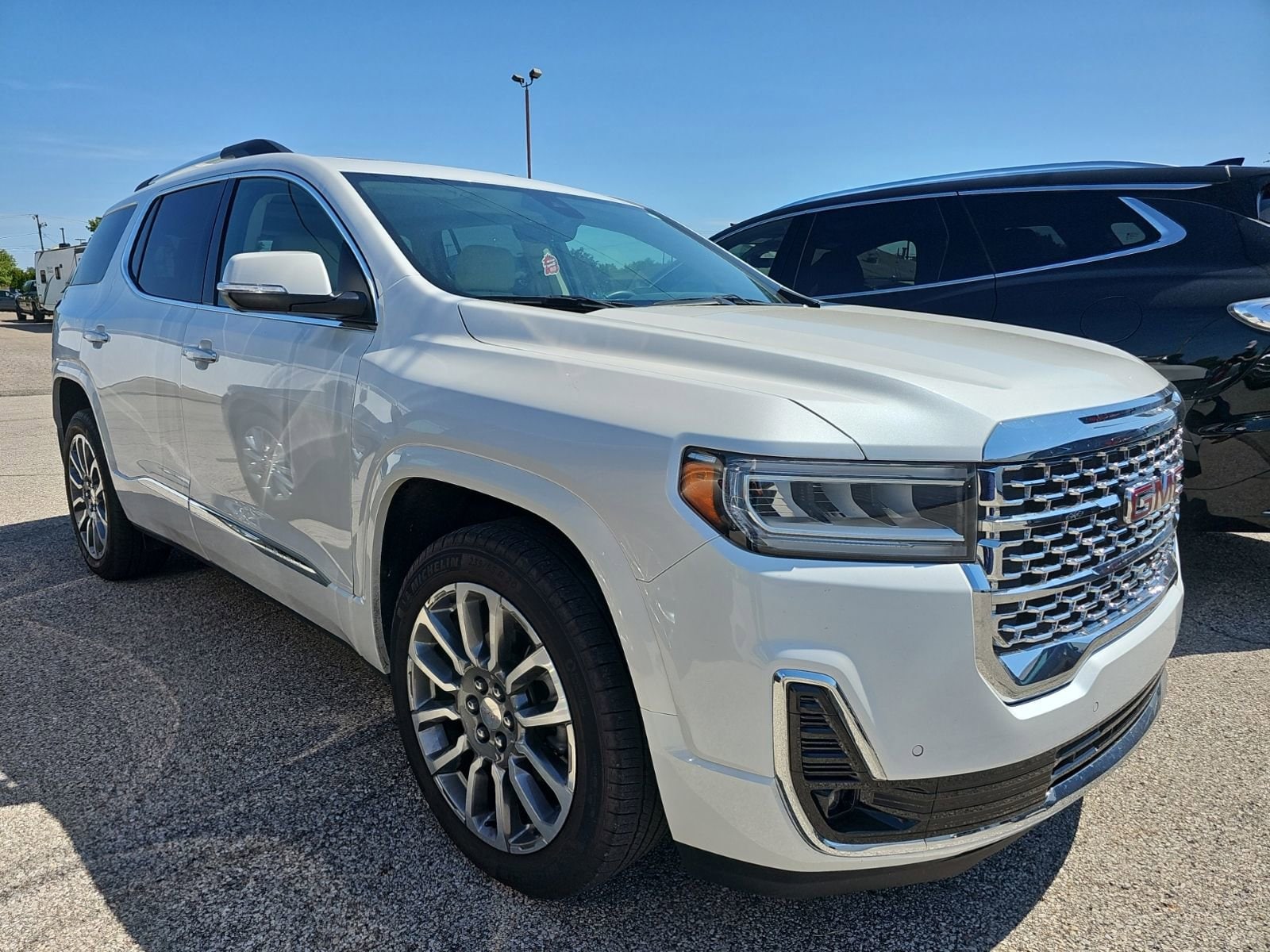 2023 GMC Acadia Denali AWD's photo
