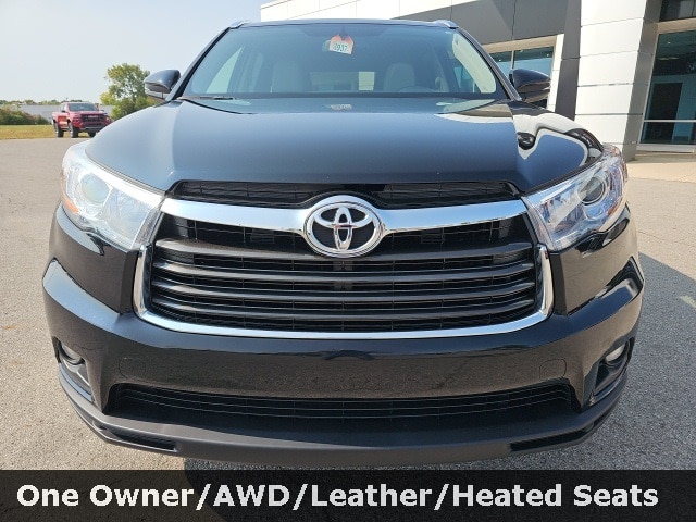 Used 2015 Toyota Highlander XLE with VIN 5TDJKRFH8FS126354 for sale in Napoleon, OH