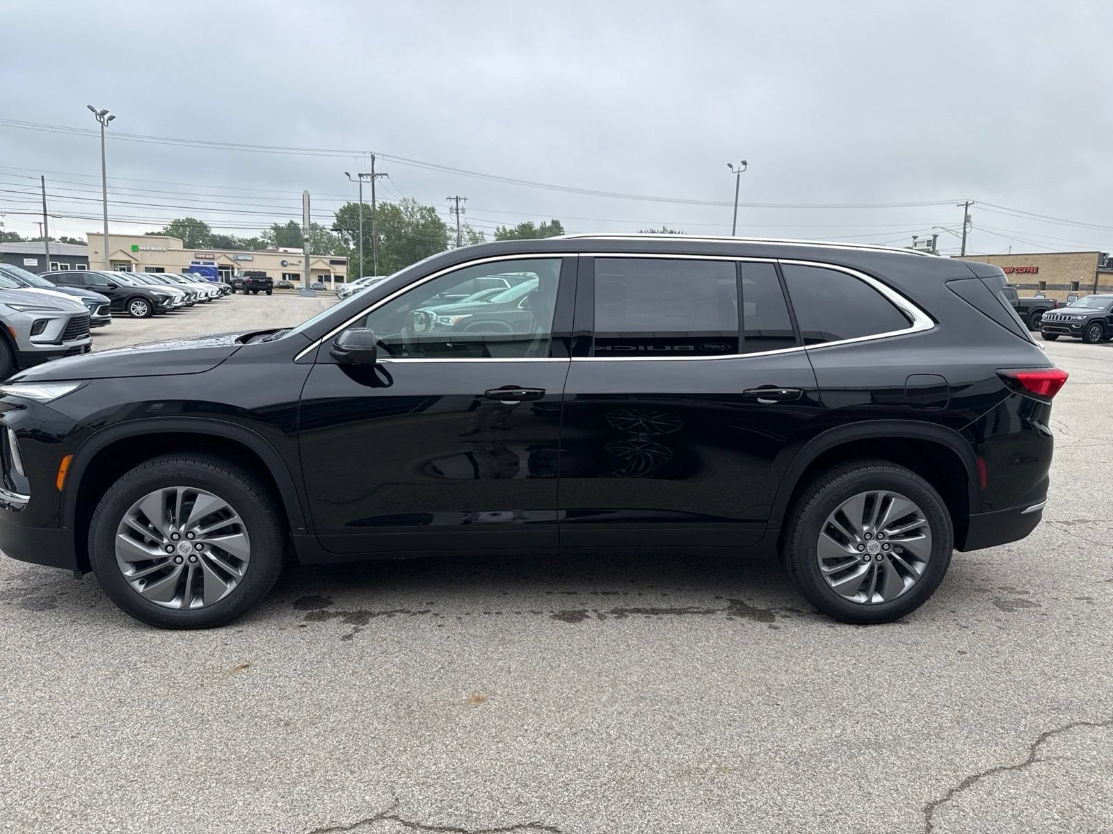2027 Buick Enclave Preferred - Photo 7