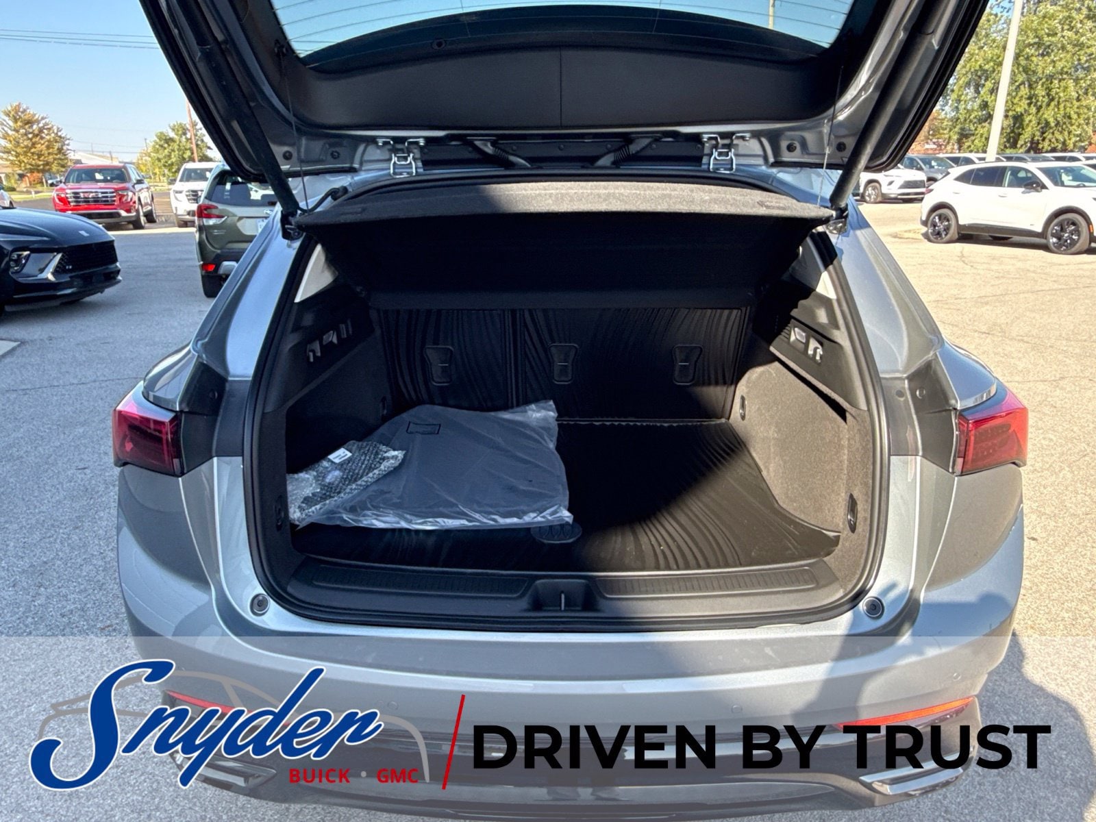 2026 Buick Envision Sport Touring - Photo 15