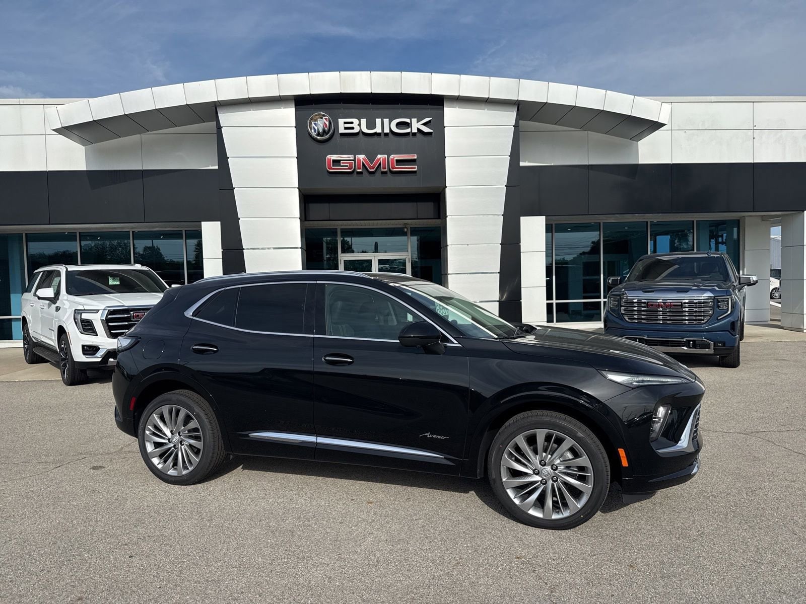 2026 Buick Envision Avenir - Photo 2