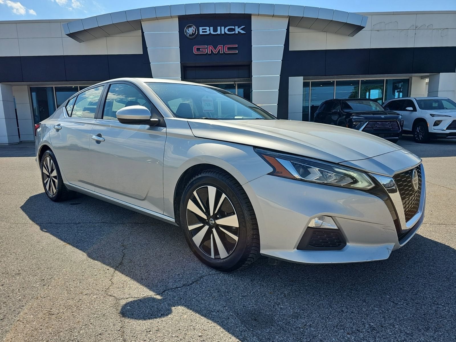 2022 Nissan Altima 2.5 SV's photo