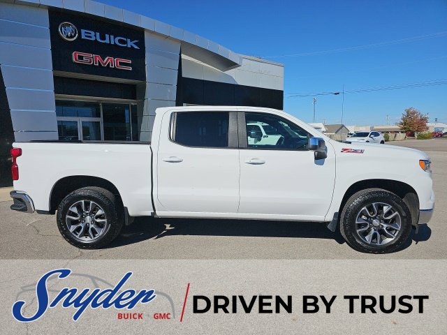 2022 Chevrolet Silverado 1500 LT - Photo 8