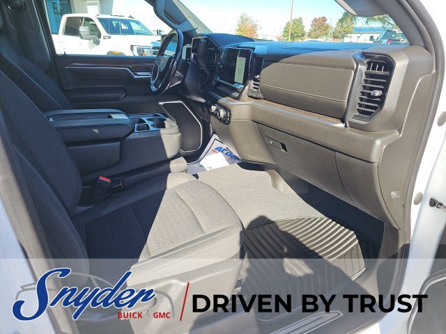 2022 Chevrolet Silverado 1500 LT - Photo 38