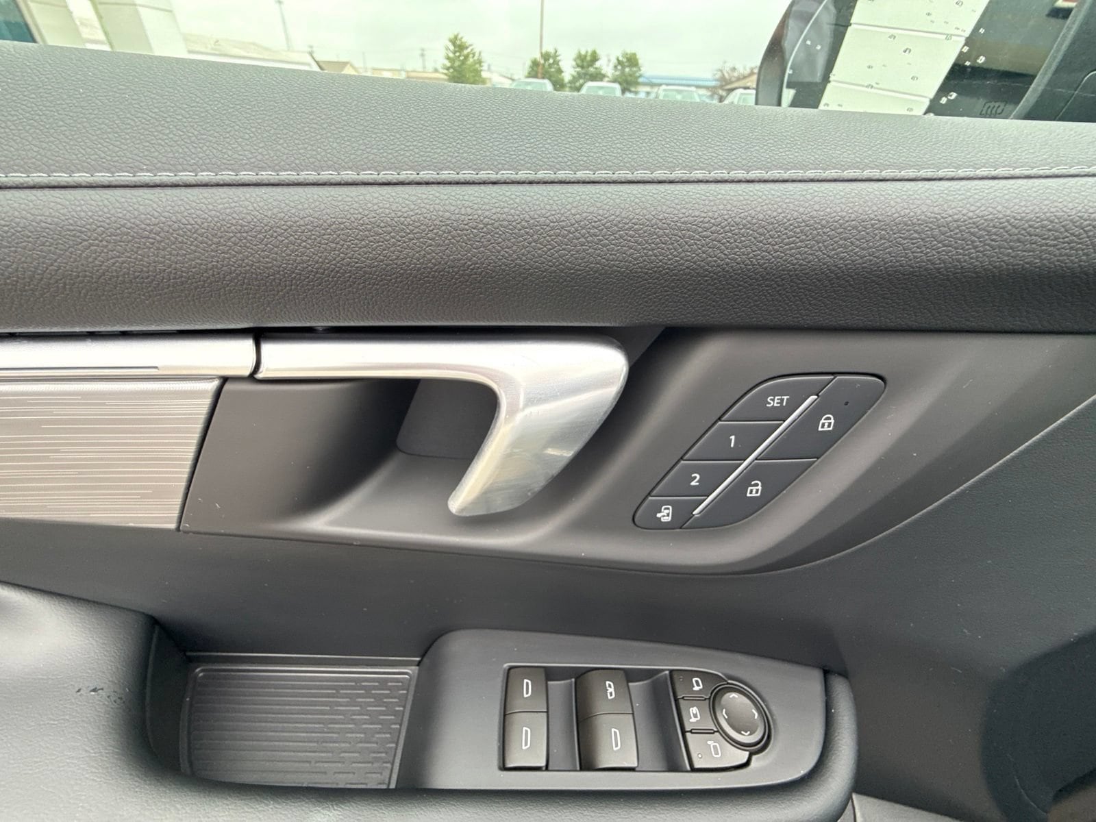 2027 Buick Enclave Preferred - Photo 28