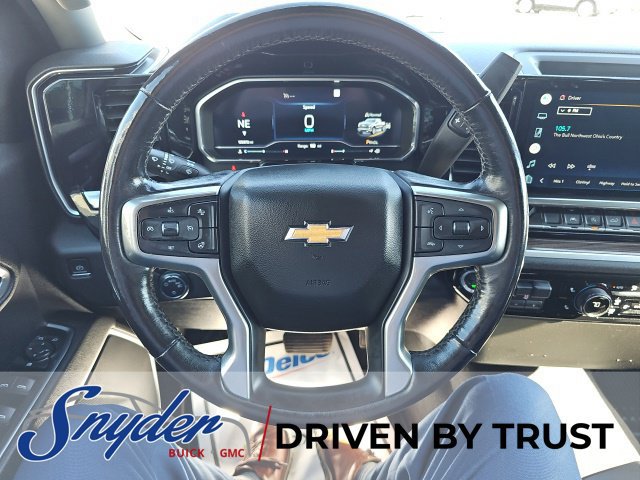 2022 Chevrolet Silverado 1500 LT - Photo 14
