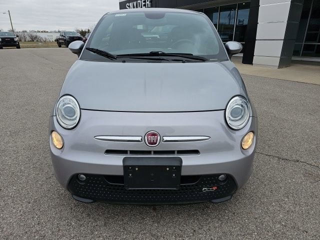 Used 2015 FIAT 500e Battery Electric with VIN 3C3CFFGEXFT677900 for sale in Napoleon, OH