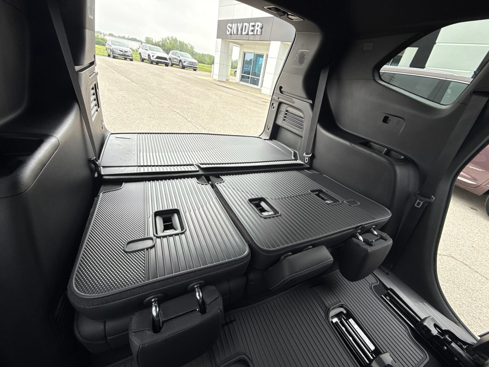 2027 Buick Enclave Preferred - Photo 18