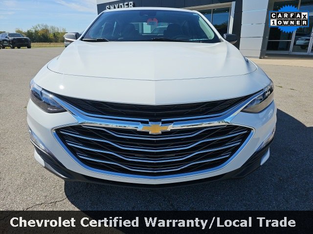 2023 Chevrolet Malibu photo 2