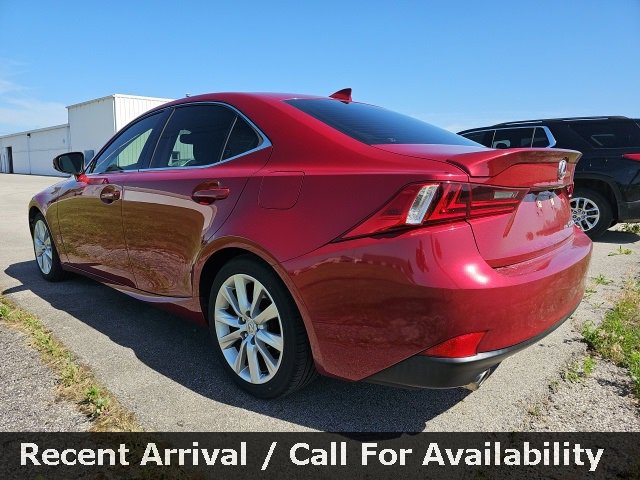 2015 Lexus IS 250 photo 4