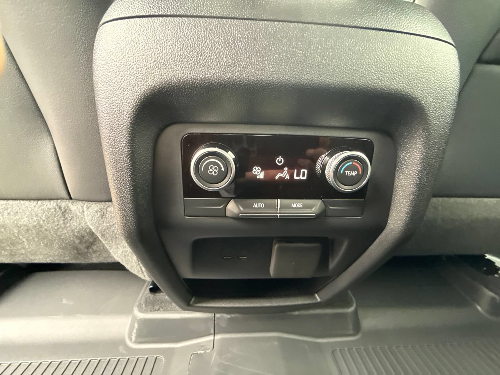 2027 Buick Enclave Preferred - Photo 25