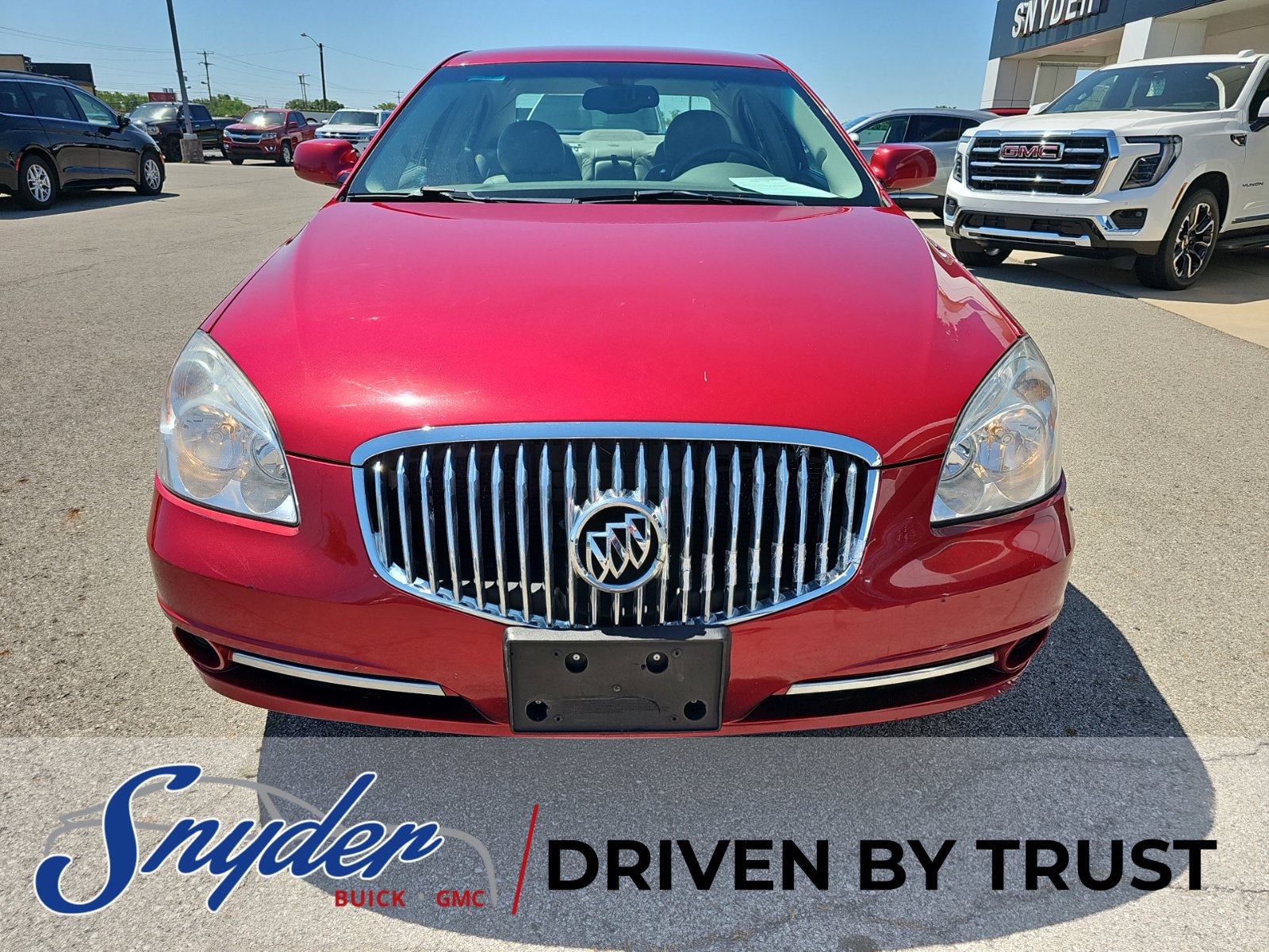 Used 2011 Buick Lucerne CXL with VIN 1G4HC5EM8BU117089 for sale in Napoleon, OH