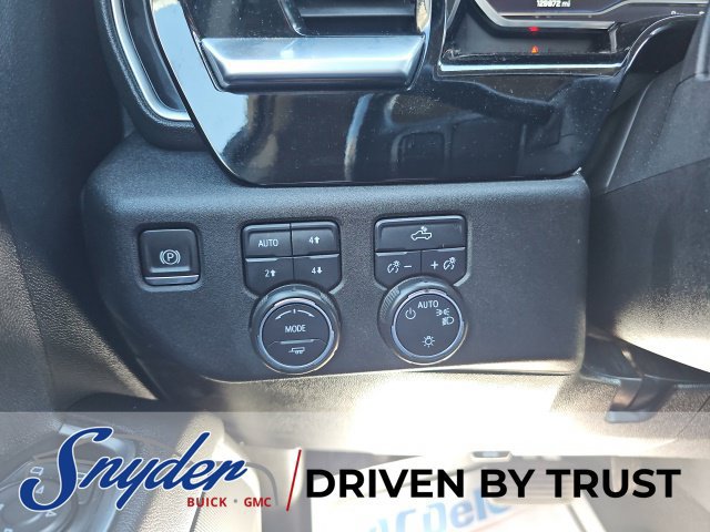 2022 Chevrolet Silverado 1500 LT - Photo 18