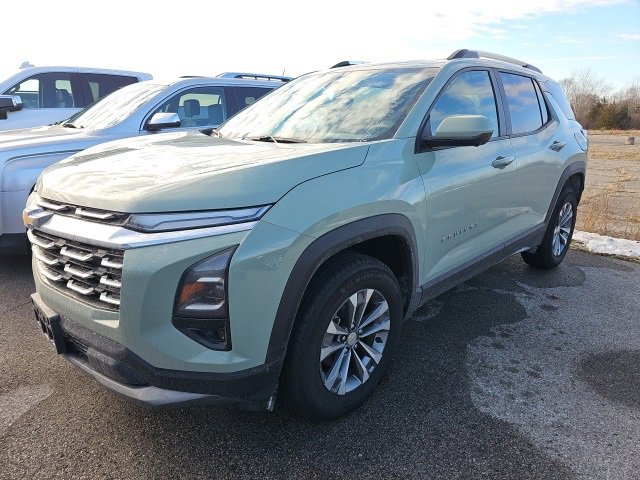 2025 Chevrolet Equinox LT's photo