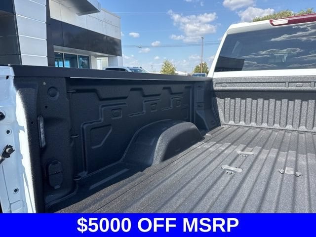 2026 GMC Sierra 2500HD Pro - Photo 18