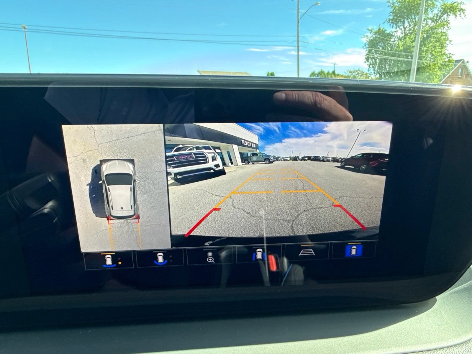 2026 Buick Encore GX Sport Touring - Photo 36